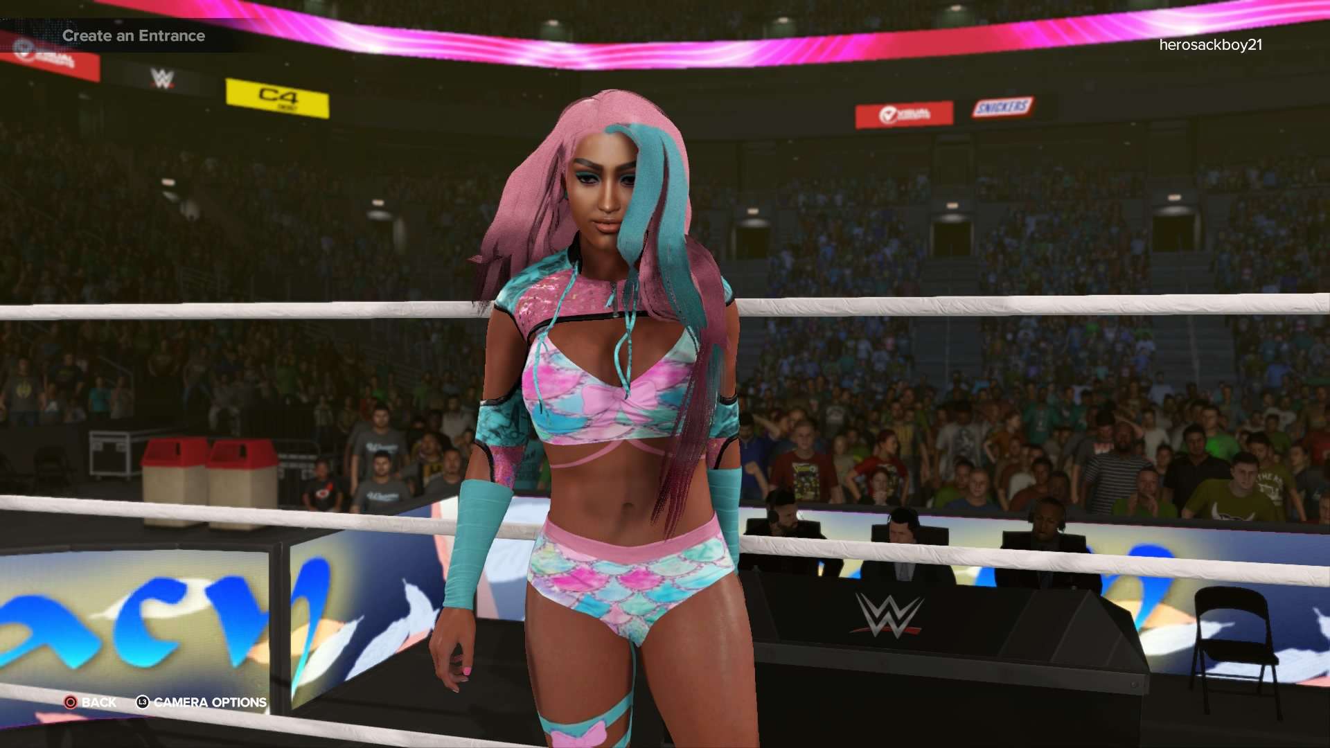 Bella Kiss