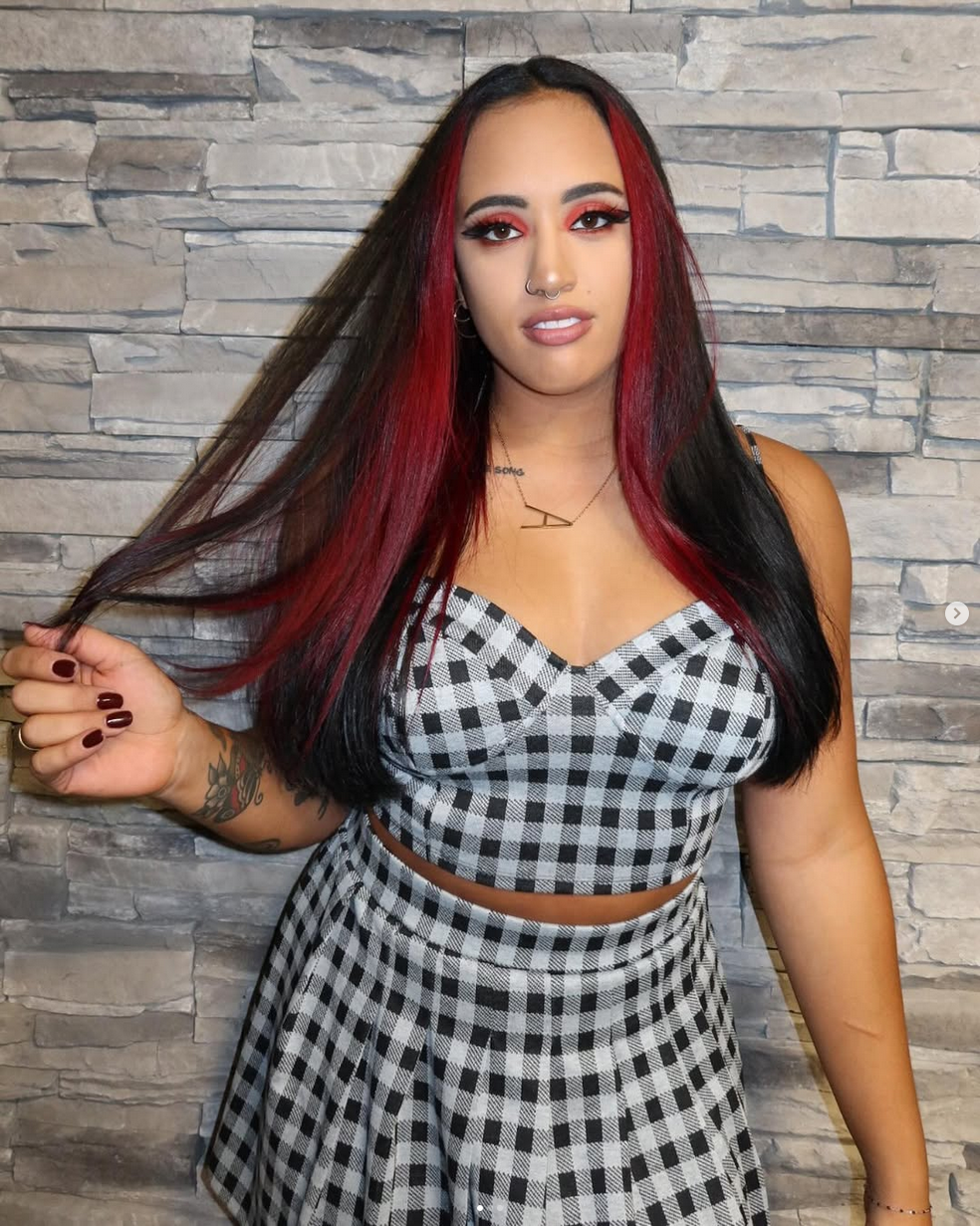 Ava