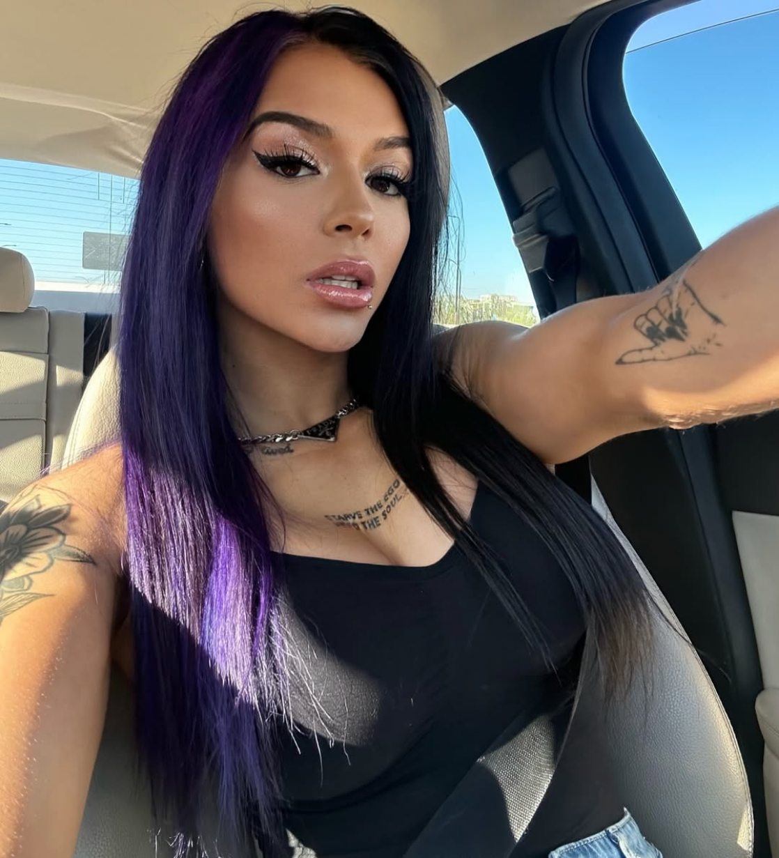 Cora Jade