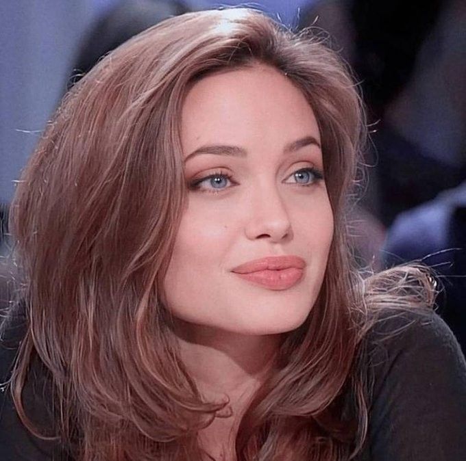 Angelina Jolie