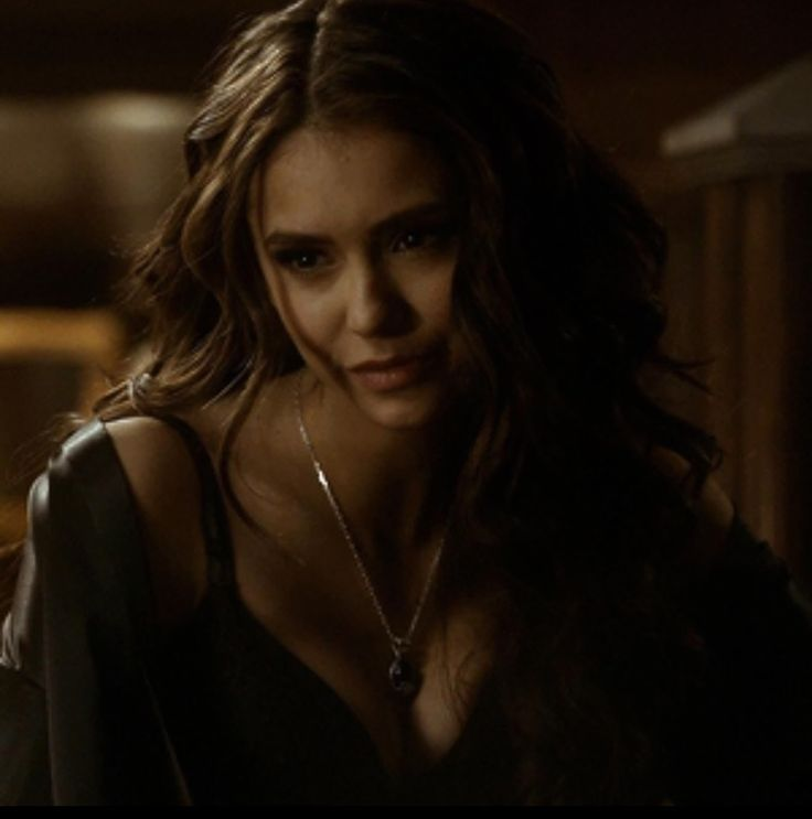 Nina Dobrev