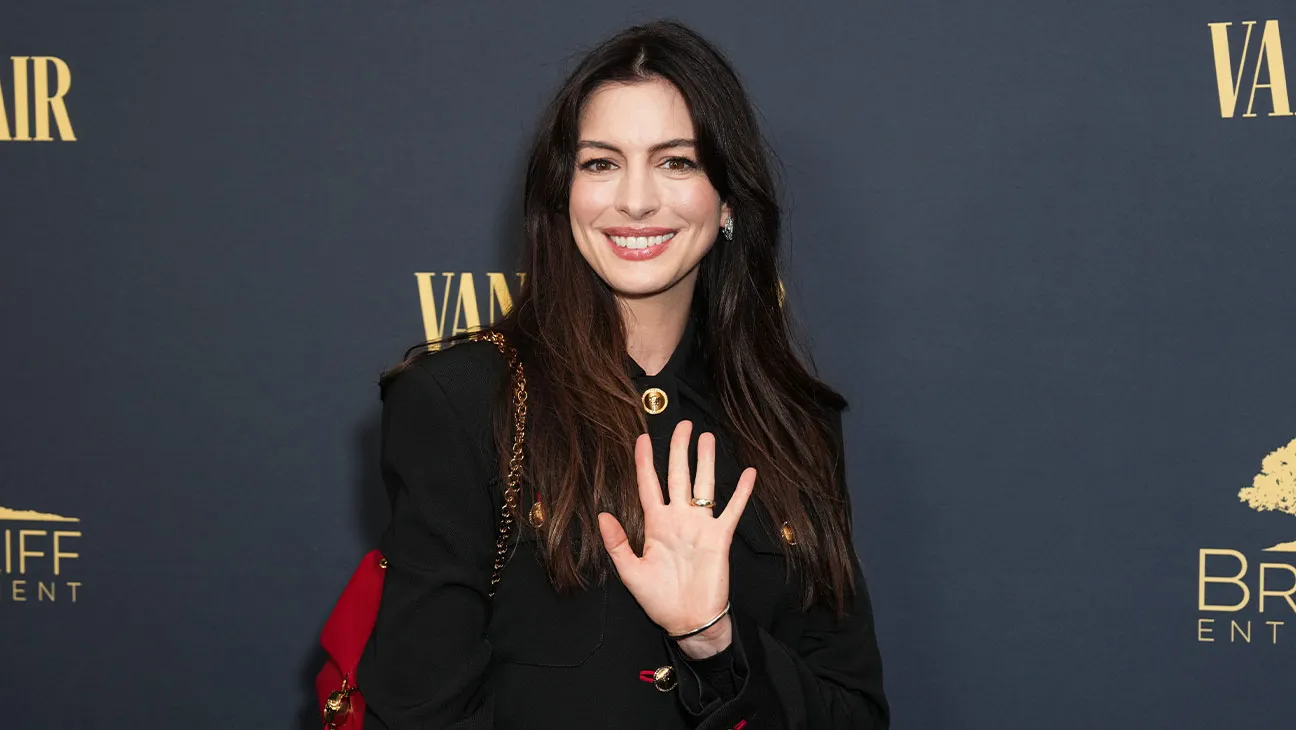 Anne Hathaway