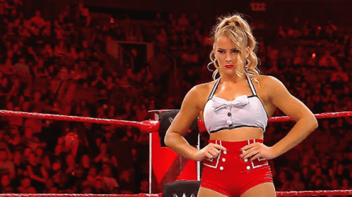 Lacey Evans