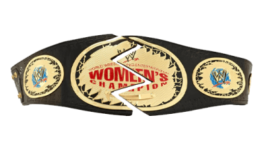 WWE Women's Championship (Laycool) ('10)